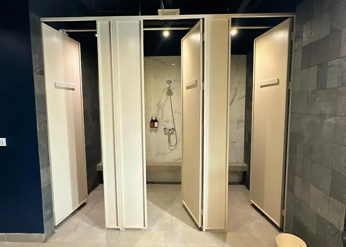 Althia Private Capsule Quarters バドゥン